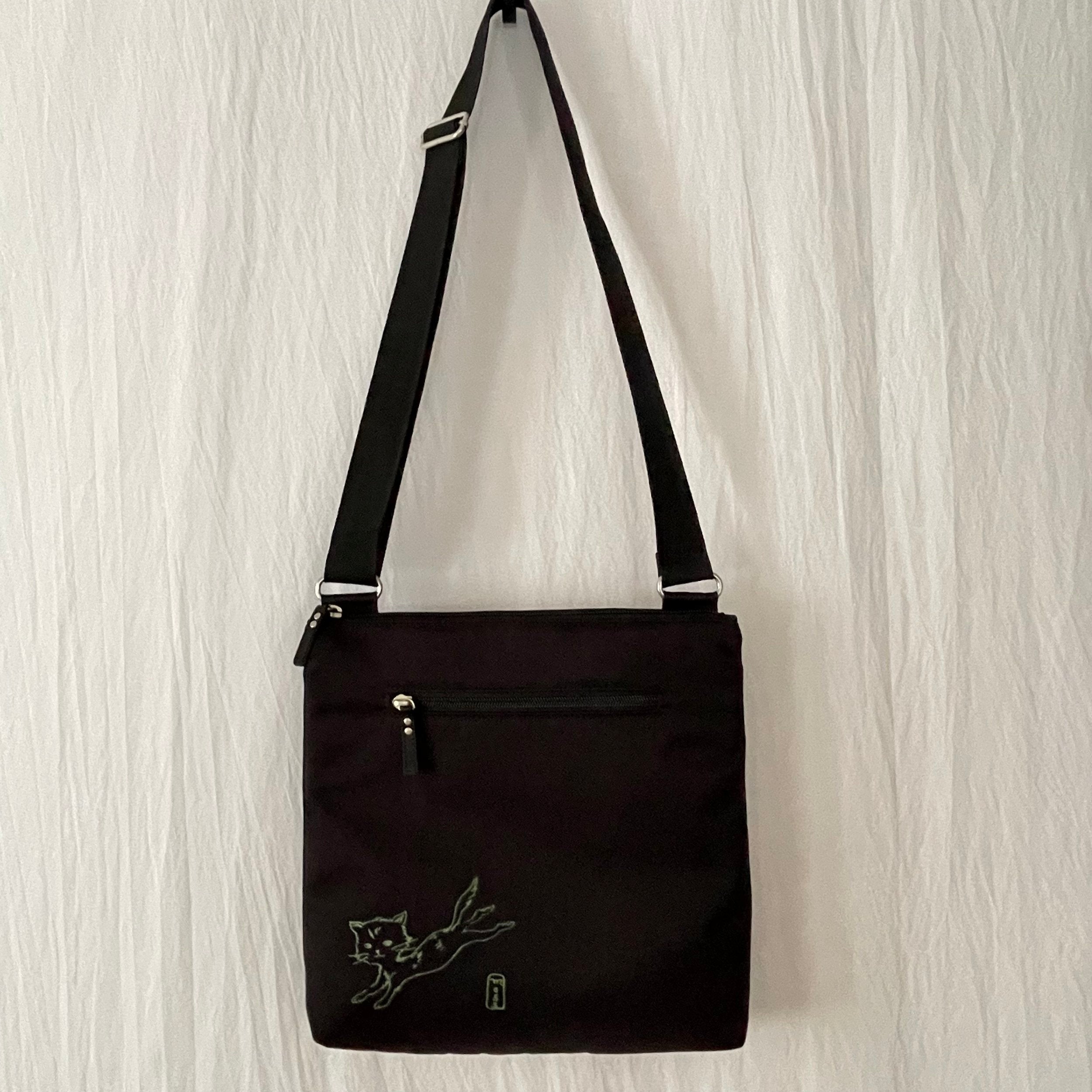 Nellie - Black